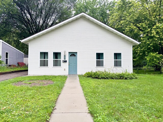 518 Maple Ave, Fergus Falls, MN 56537 - photo 22