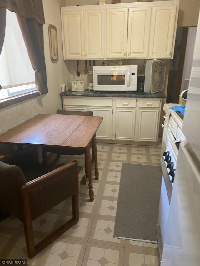 2167 Minnehaha Ave E, Saint Paul, MN 55119 - photo 4