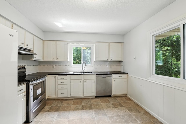 937 Hazelwood St, Saint Paul, MN 55106 - photo 6