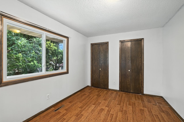 937 Hazelwood St, Saint Paul, MN 55106 - photo 9