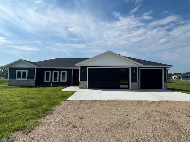 301 Pine Dr, Hankinson, ND 58041 - photo 1