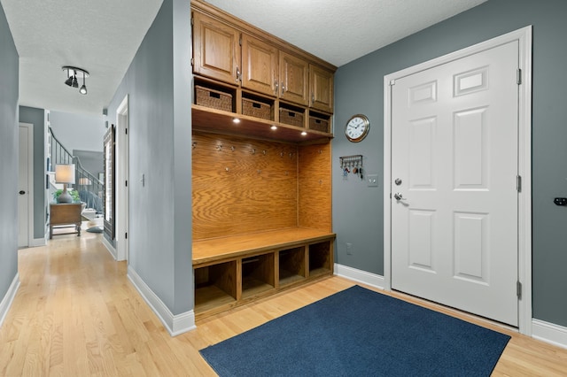 10341 Franlo Rd, Eden Prairie, MN 55347 - photo 24