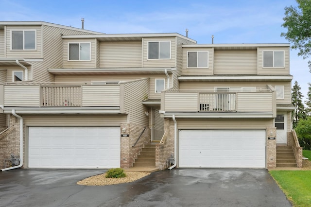 7317 Bond Way Unit 13, Inver Grove Heights, MN 55076 - photo 1