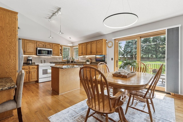 12055 93rd Pl N, Maple Grove, MN 55369 - photo 11