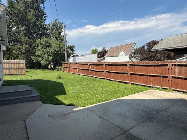 307 Main St E, Caledonia, MN 55921 - photo 2