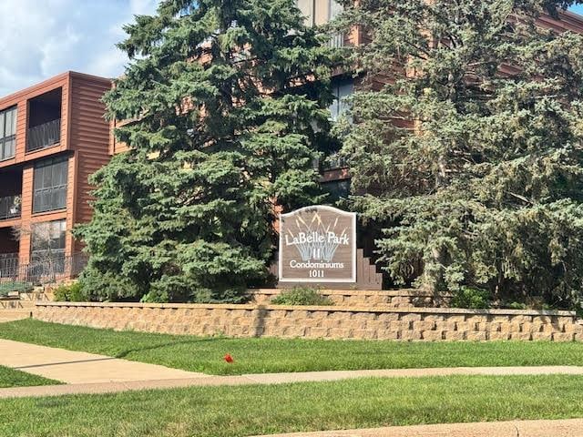 1011 41st Ave NE Unit 222, Columbia Heights, MN 55421 - photo 33