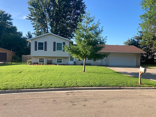 680 Lynwood St SW, Owatonna, MN 55060 - photo 2