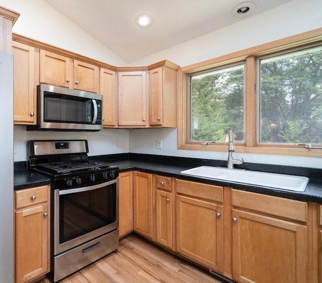 2570 Sylvan St, Little Canada, MN 55117 - photo 2