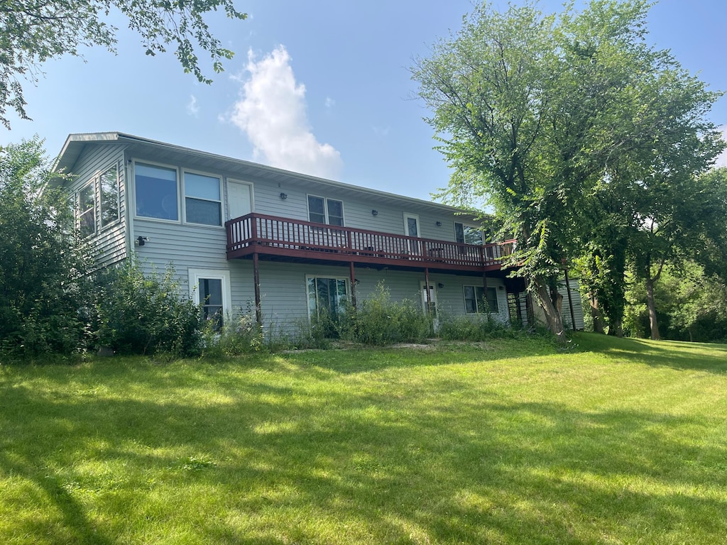 201 Madison Ave, Battle Lake, MN 56515 - photo 3