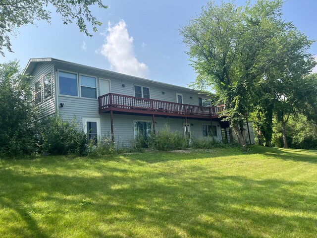 201 Madison Ave, Battle Lake, MN 56515 - photo 3