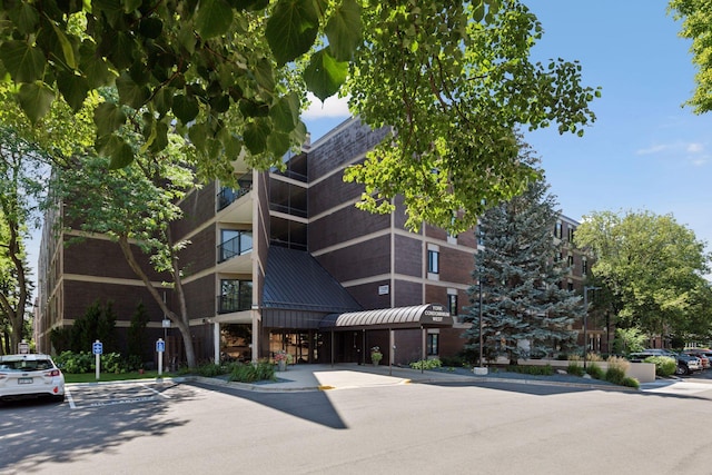 7220 York Ave S Unit 222, Edina, MN 55435 - photo 1