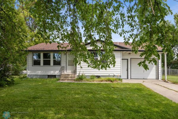 115 2nd Ave SW, Dilworth, MN 56529 - photo 2