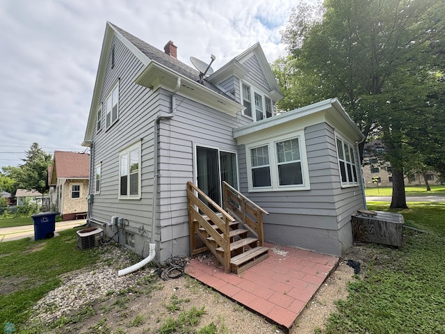 909 5th St S, Moorhead, MN 56560 - photo 12