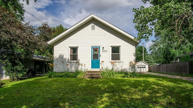 2319 9th St, Eau Claire, WI 54703 - photo 1