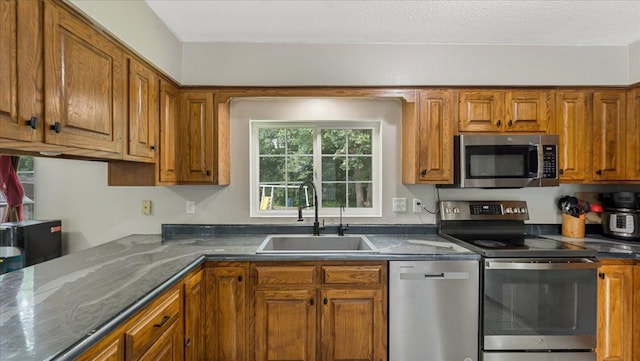 611 6th St SE, Long Prairie, MN 56347 - photo 7