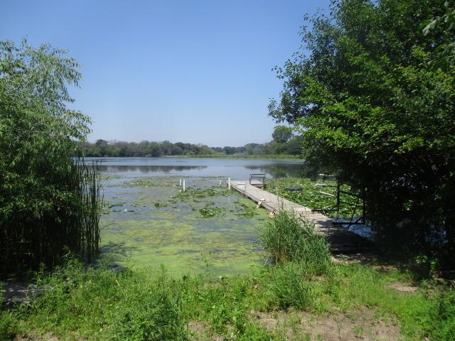 5261 Twin Lake Blvd E, Brooklyn Center, MN 55429 - photo 2