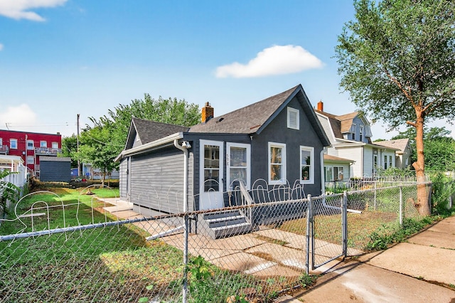 598 Van Buren Ave, Saint Paul, MN 55103 - photo 1