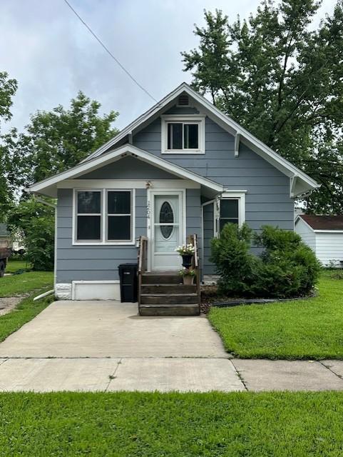1204 7th Ave NW, Austin, MN 55912 - photo 1