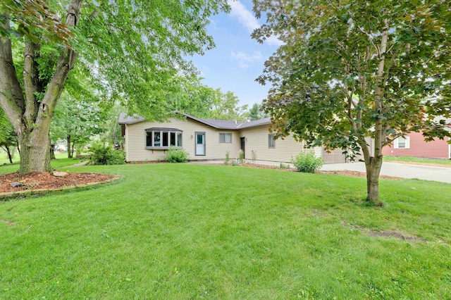 617 1st St N, Waterville, MN 56096 - photo 4