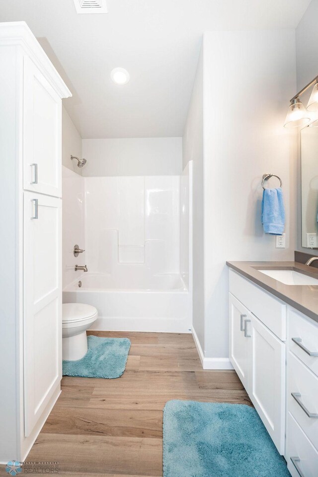 7304 27th St S, Fargo, ND 58104 - photo 21
