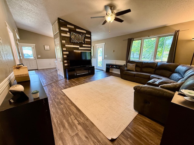 605 2nd St SE, Baudette, MN 56623 - photo 15