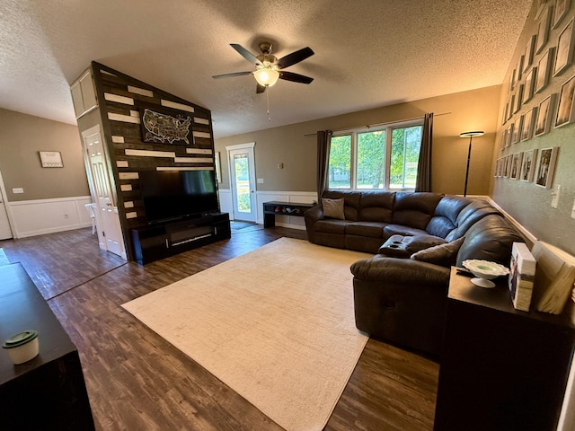 605 2nd St SE, Baudette, MN 56623 - photo 16