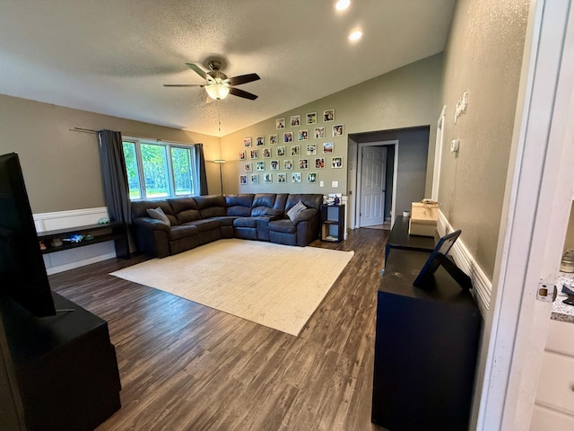605 2nd St SE, Baudette, MN 56623 - photo 17