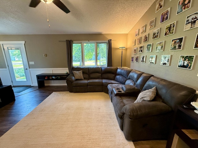 605 2nd St SE, Baudette, MN 56623 - photo 18