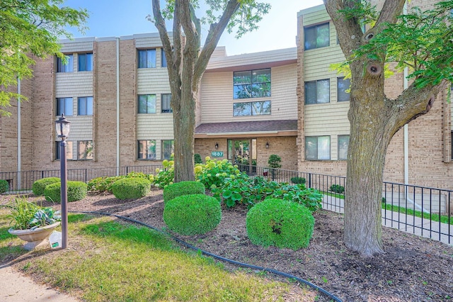 1887 Silver Bell Rd Unit 103, Eagan, MN 55122 - photo 1