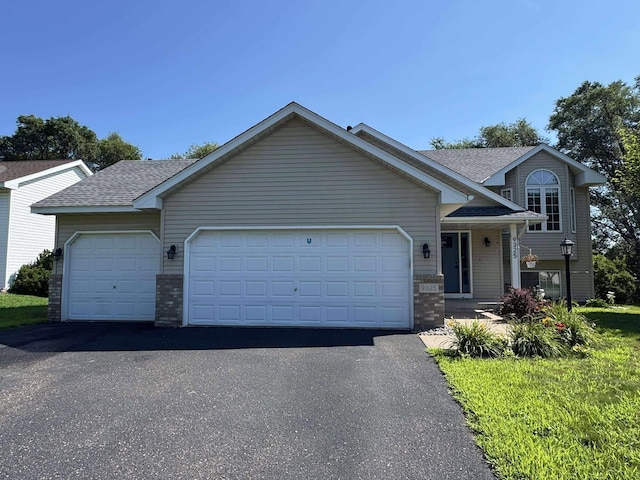 9325 Harkness Ave S, Cottage Grove, MN 55016 - photo 2