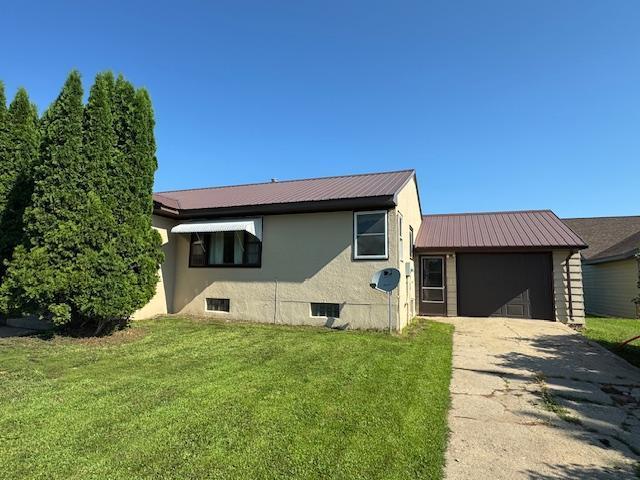 808 Irving Ave SW, Wadena, MN 56482 - photo 2