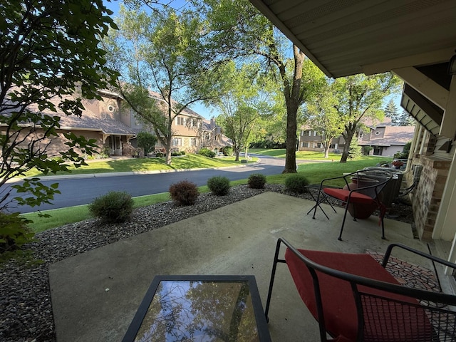 12637 Sherwood Pl, Minnetonka, MN 55305 - photo 18