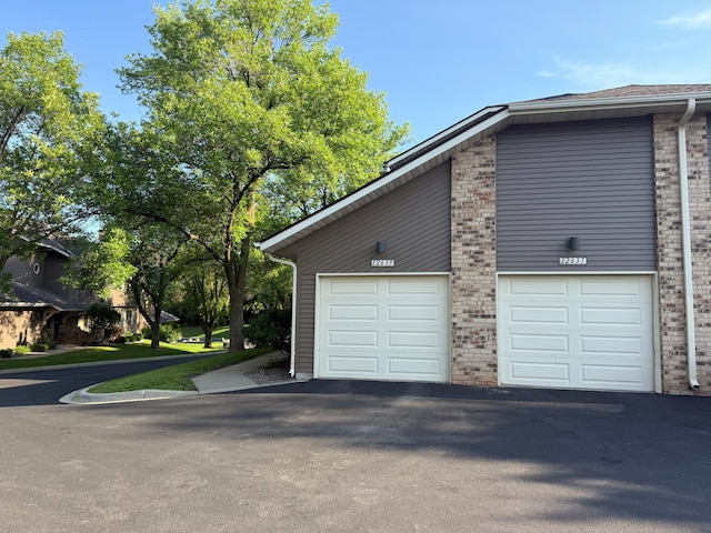 12637 Sherwood Pl, Minnetonka, MN 55305 - photo 23