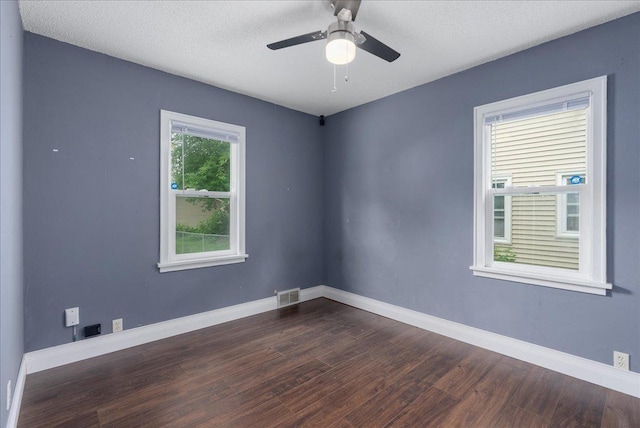 2090 5th St E, Saint Paul, MN 55119 - photo 14