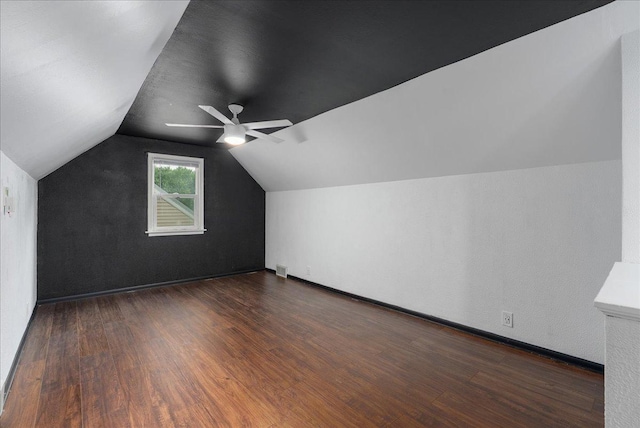 2090 5th St E, Saint Paul, MN 55119 - photo 16