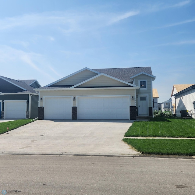 1482 66th Ave S, Fargo, ND 58104 - photo 1