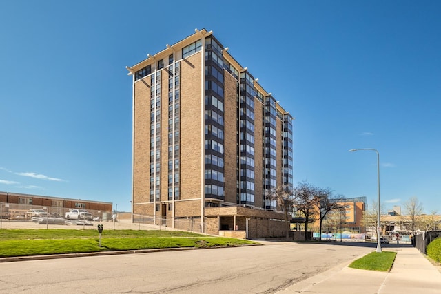 207 5th Ave SW Unit 802, Rochester, MN 55902 - photo 2