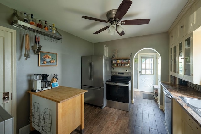 1652 Fernwood St, Saint Paul, MN 55108 - photo 8
