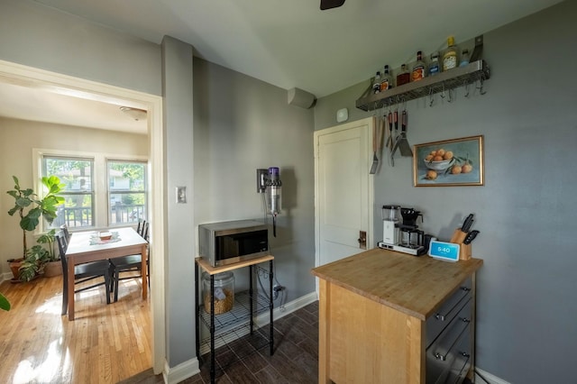 1652 Fernwood St, Saint Paul, MN 55108 - photo 13