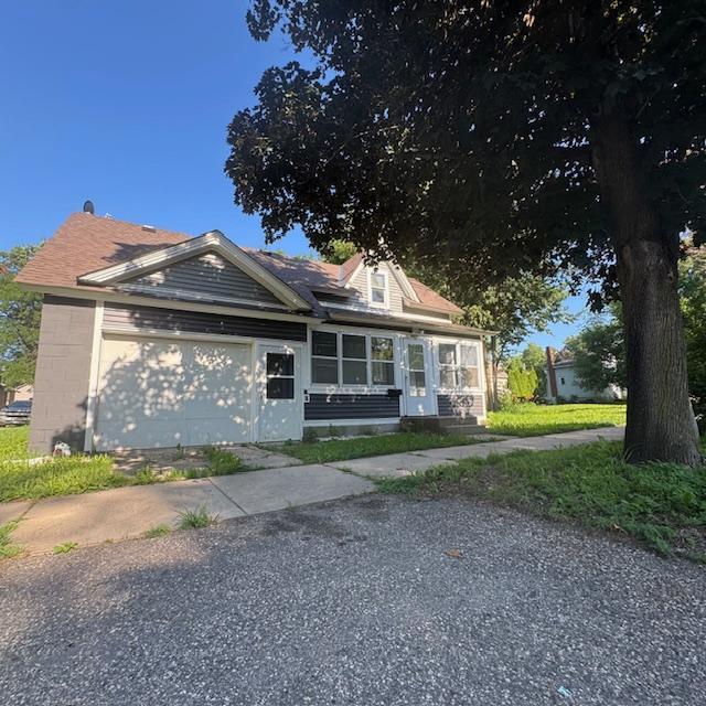 915 3rd Ave NW, Faribault, MN 55021 - photo 23
