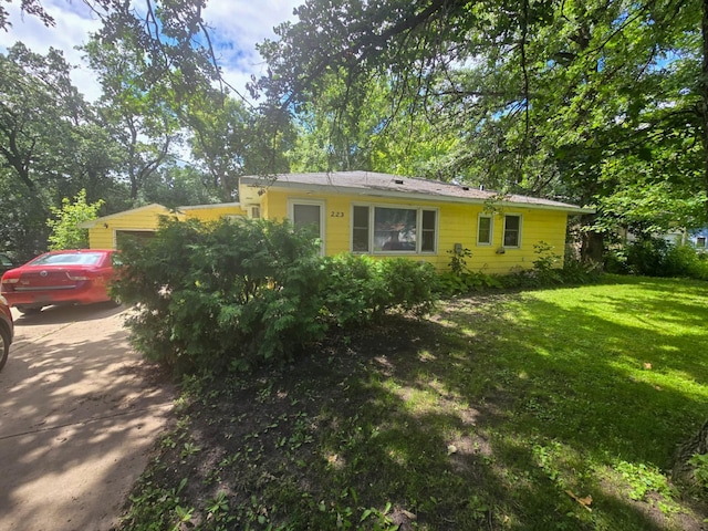223 1st St NW, Elbow Lake, MN 56531 - photo 1