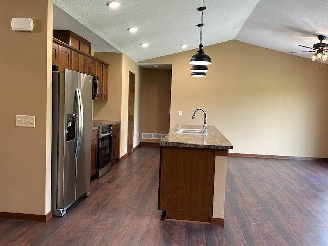 1560 Gray Fox Dr NE, Owatonna, MN 55060 - photo 19
