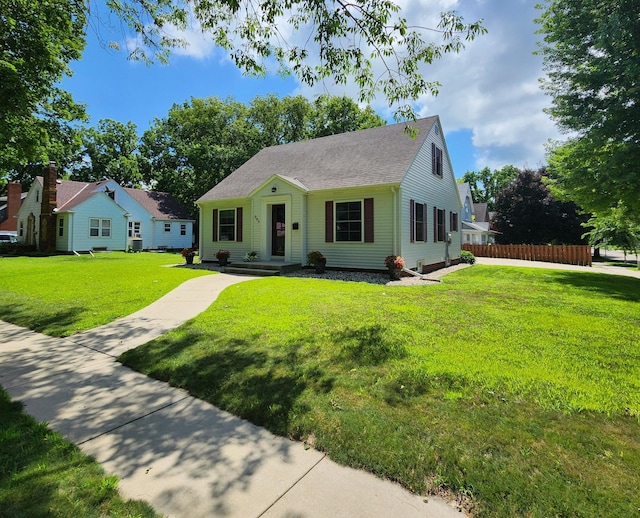 302 Trott Ave SE, Willmar, MN 56201 - photo 2