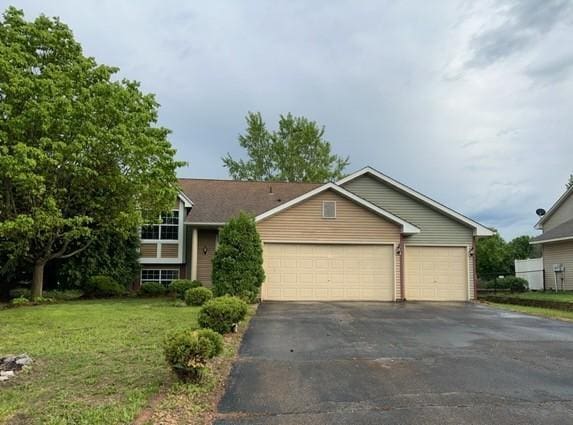 908 Lodge Dr, Jordan, MN 55352 - photo 1