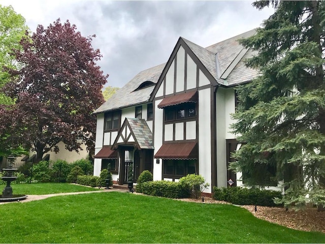 2225 Summit Ave, Saint Paul, MN 55105 - photo 2