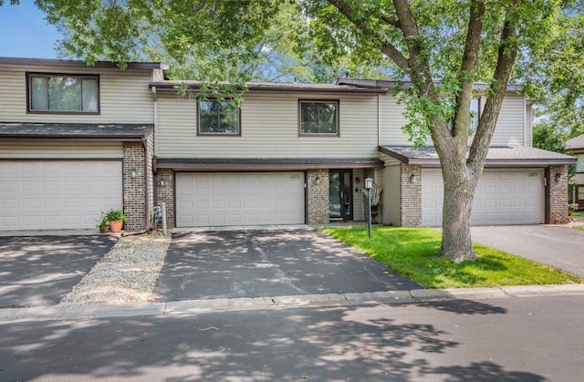 5873 Hyland Courts Dr, Bloomington, MN 55437 - photo 1