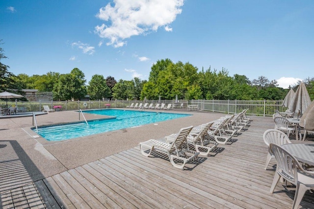 5873 Hyland Courts Dr, Bloomington, MN 55437 - photo 20