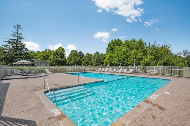 5873 Hyland Courts Dr, Bloomington, MN 55437 - photo 21