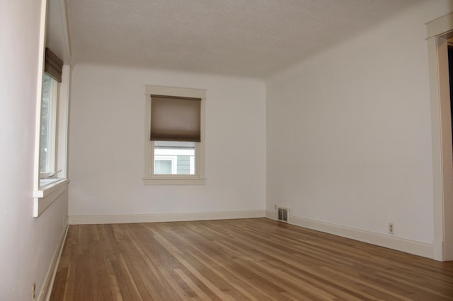 3338 Benjamin St NE, Minneapolis, MN 55418 - photo 5