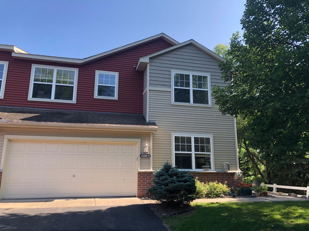 15588 Emerald Dr N Unit 8, Hugo, MN 55038 - photo 1